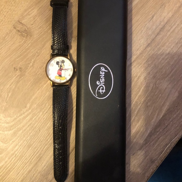 Vintage Disney Mickey Mouse Watch w/ case Japan Movement Leather Band MZ Berger - Picture 2 of 4